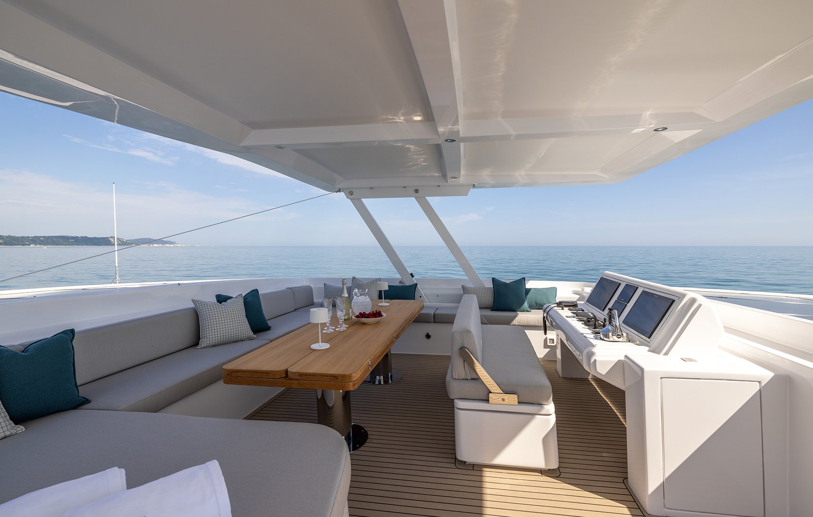 SILENT YACHTS