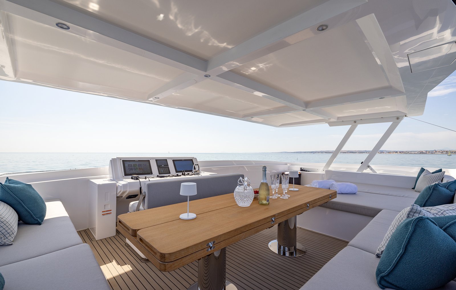 SILENT YACHTS