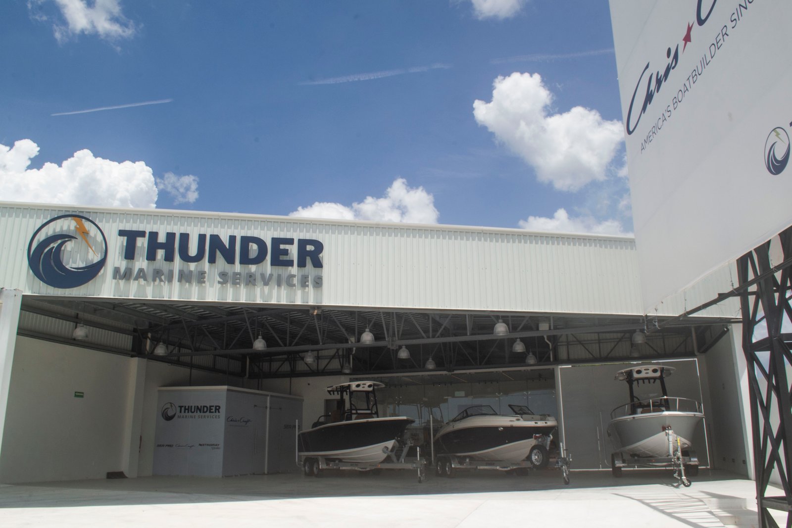thundermarine Nuestro showroom
